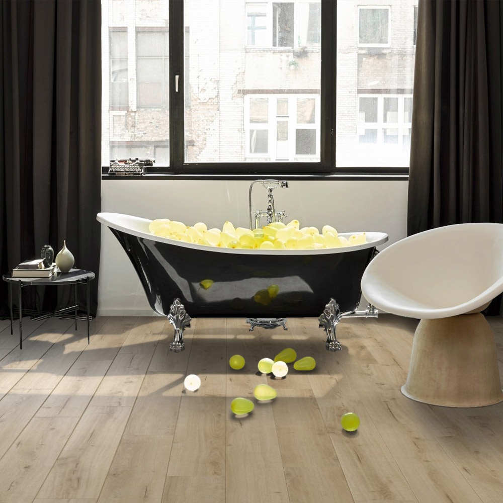 Roble Loft Pure AC5 | Laminado Classic 1050 Parador | Espacio Baño