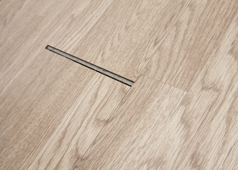 Reparar Suelo Laminado juntas abiertas