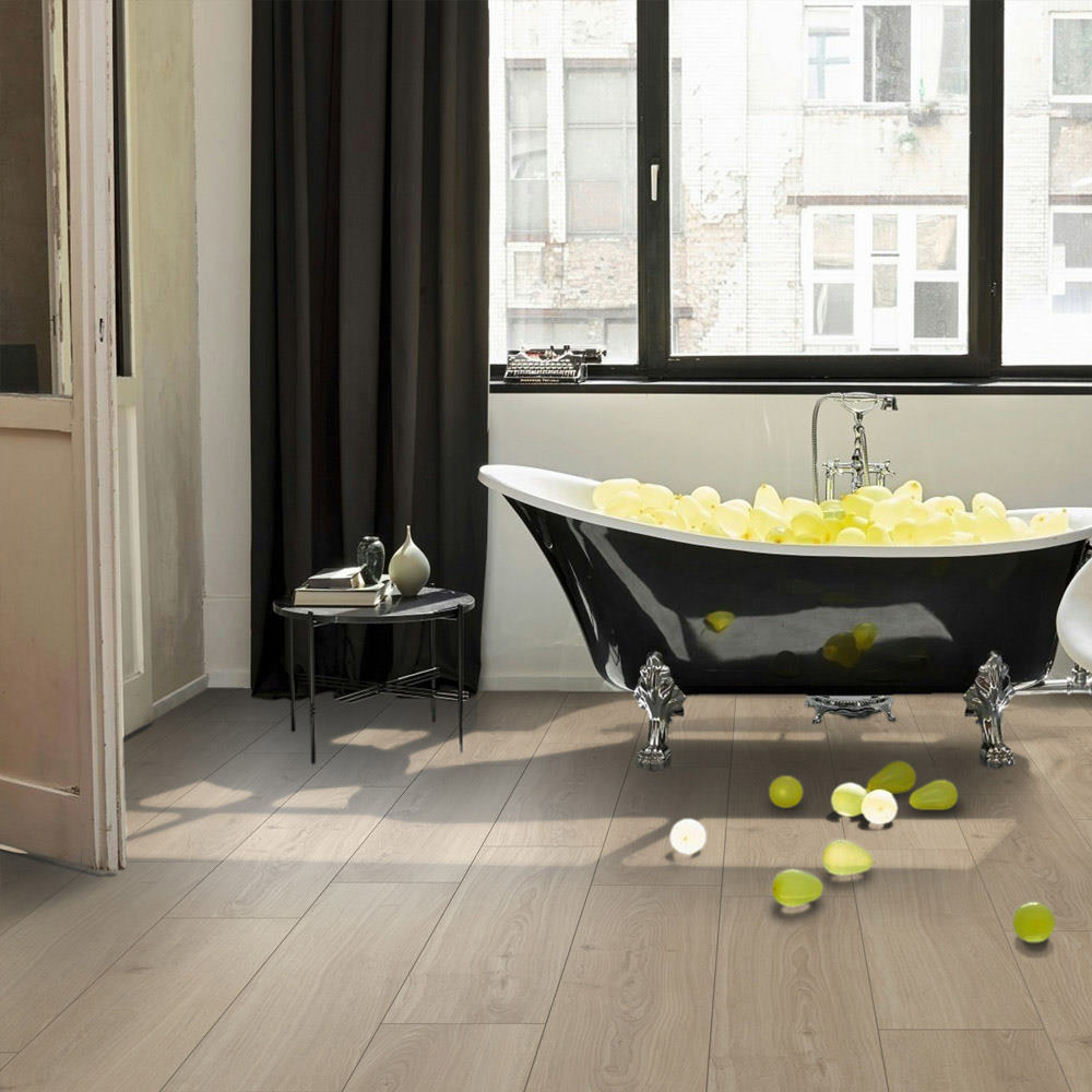 Roble Studioline Pure | Laminado Basic 600 Parador | Espacio Cocina